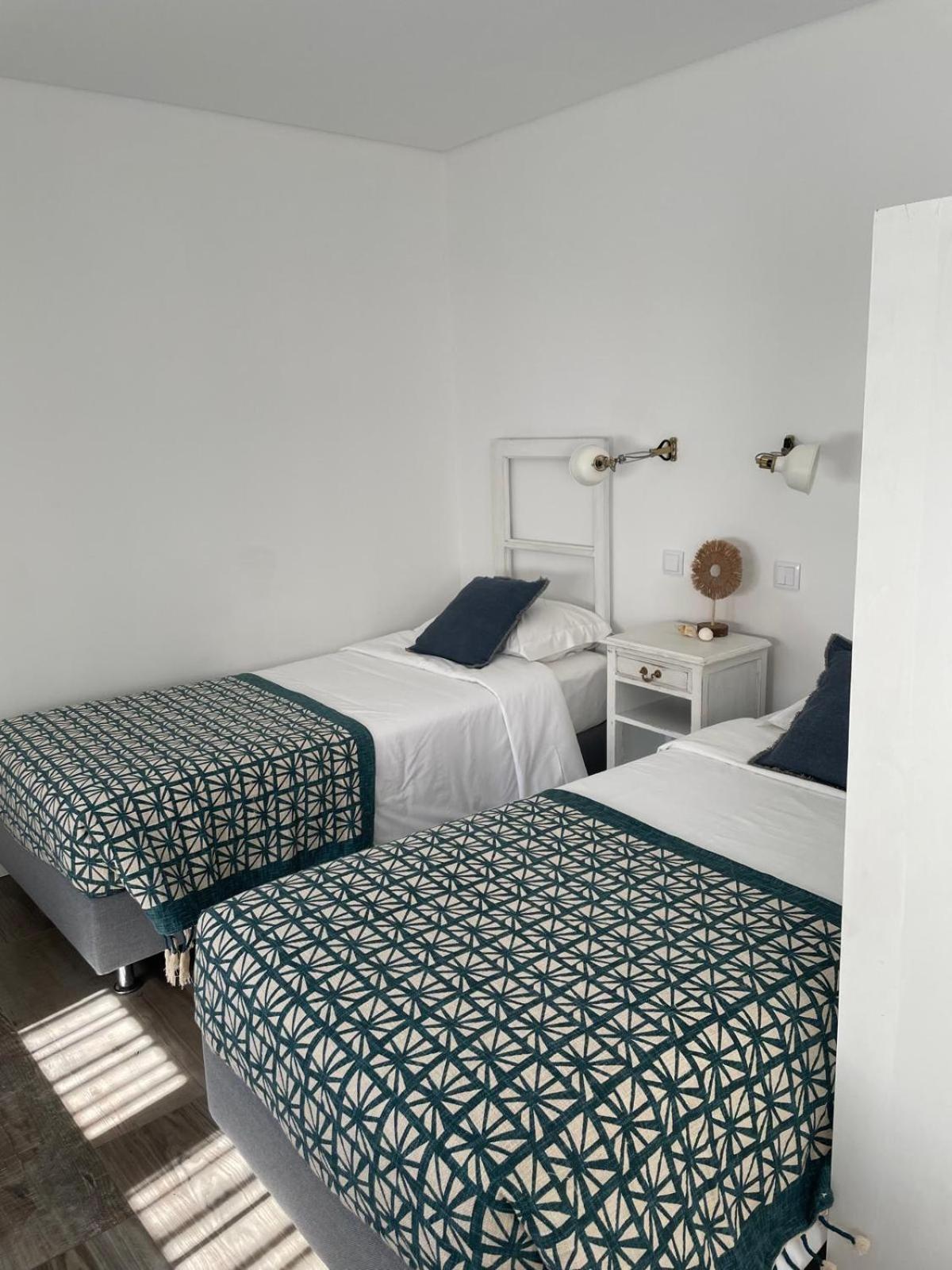 Botica Guesthouse เอสปีโญ ภายนอก รูปภาพ